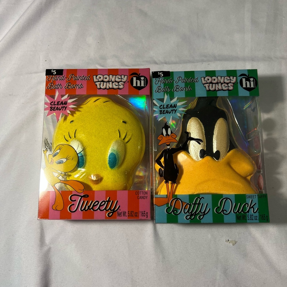 Bath Bombs Looney Tunes Tweety Daffy Duck Set Of Two‎ New In Package